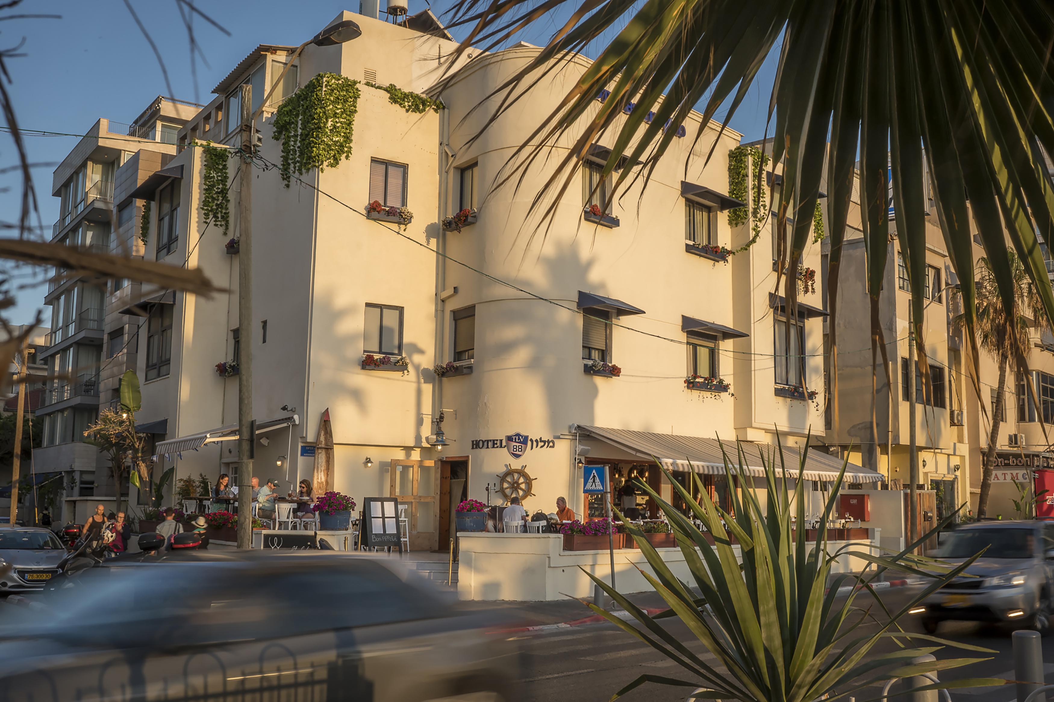 Dream Beach 98 Hotel And Spa Tel Aviv Exterior foto