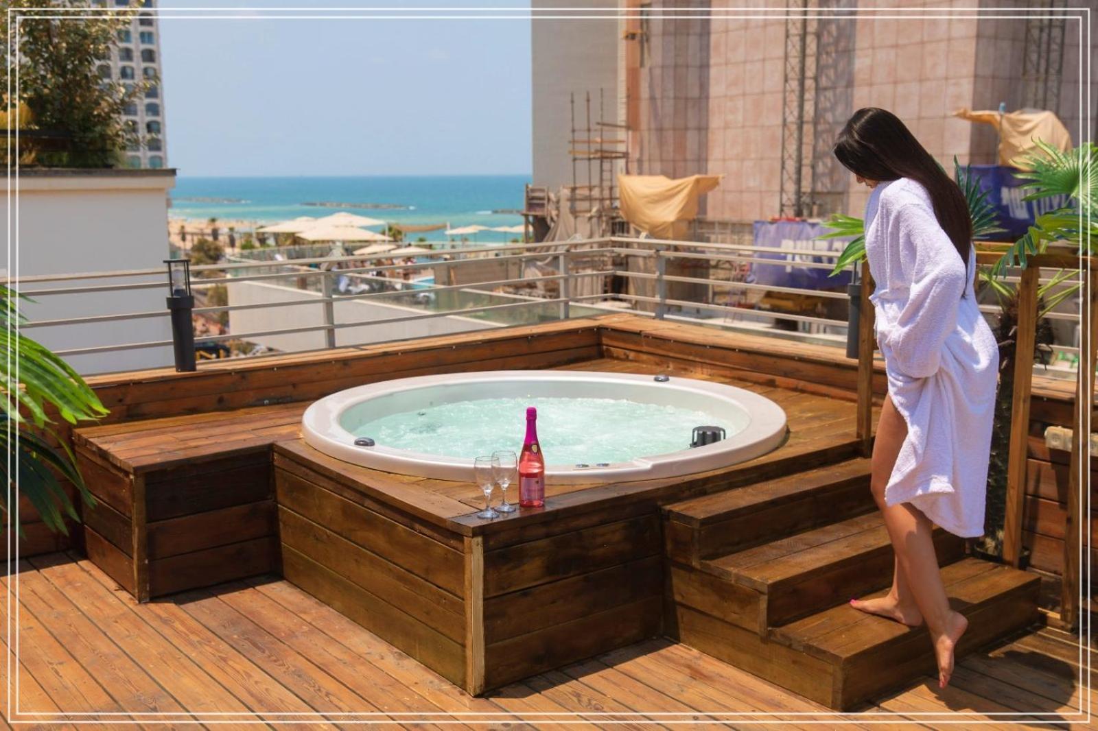 Dream Beach 98 Hotel And Spa Tel Aviv Exterior foto